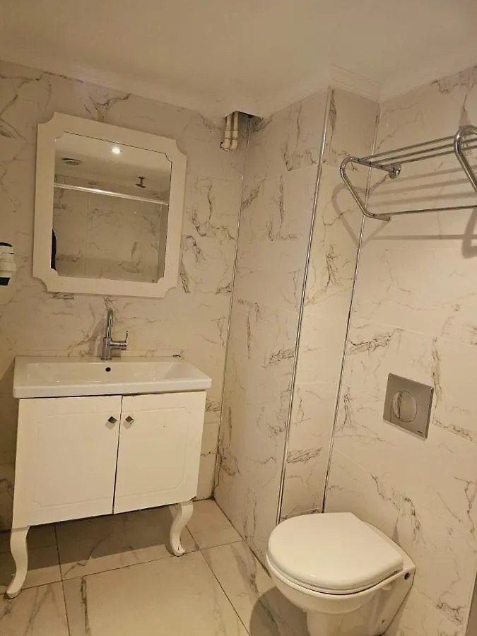 Airport Coast Hotel Trabzon 3*,